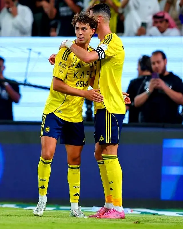 表现, 精彩的对决, 场比赛中发 表现, 精彩的对决, 场比赛中发