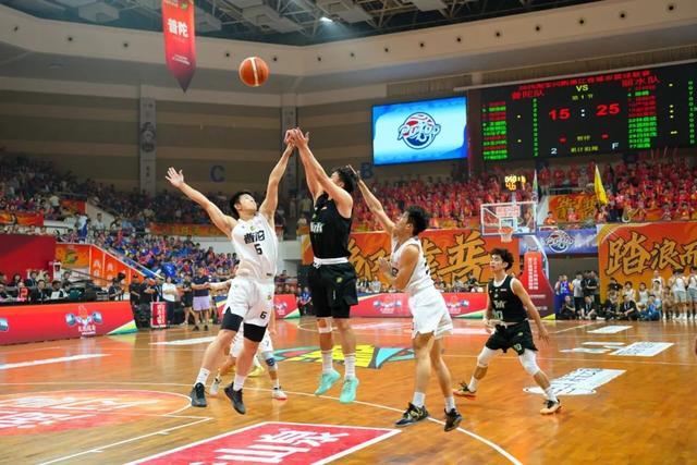 结束上半场, 发紧张 结束上半场, 发紧张